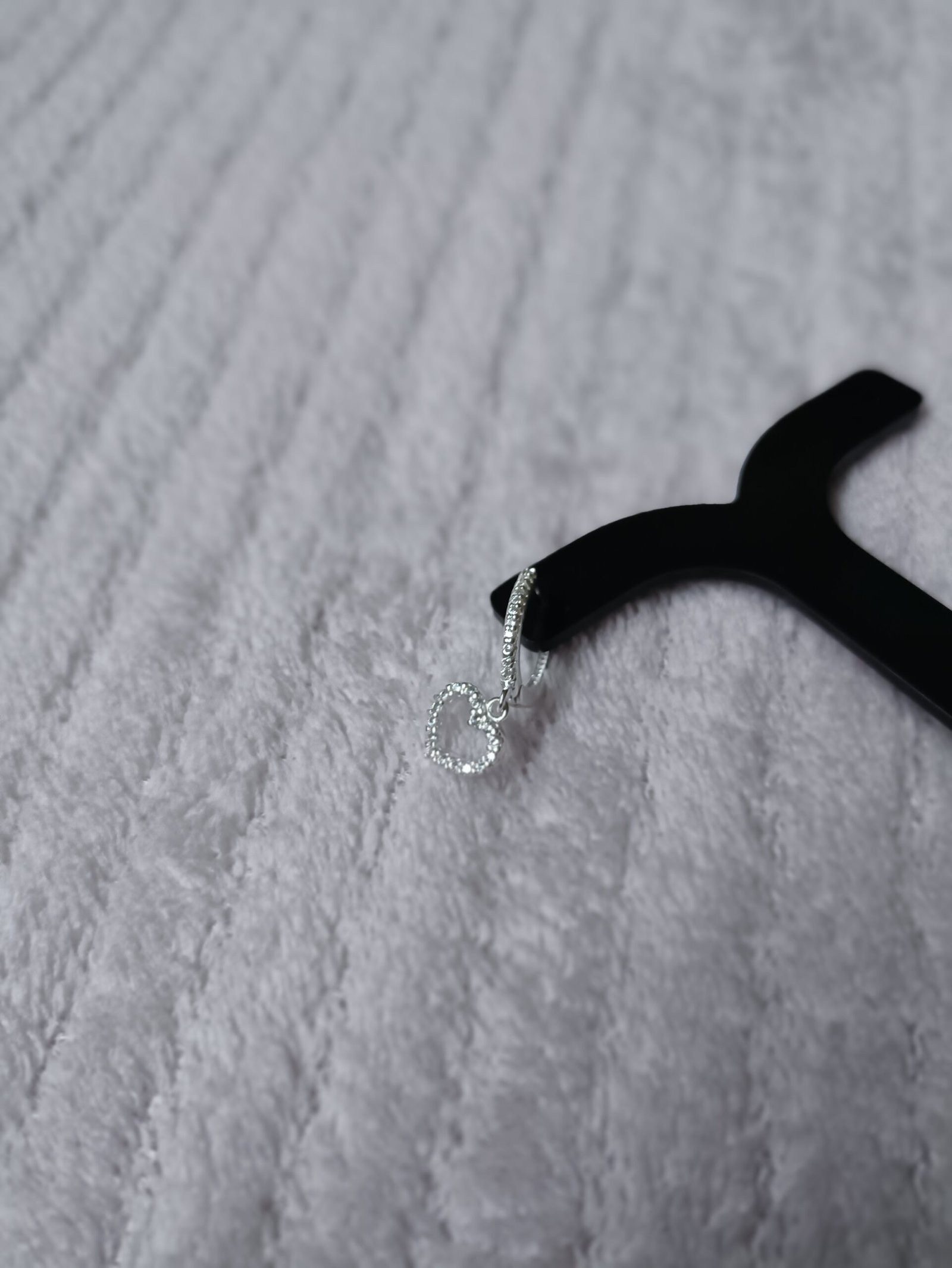 Brinco Argolinha e Coração cravejados - Prata 925 - Image 3